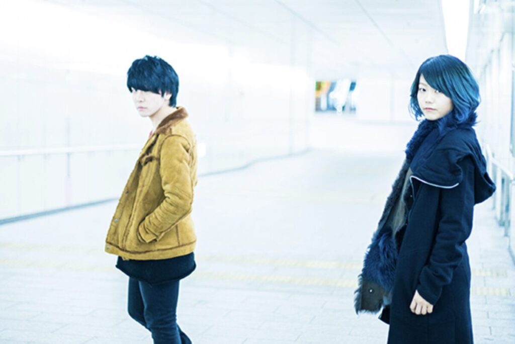 山中綾華さんのバンド活動時の画像