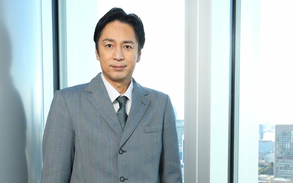 徳井義実のプロフィールと経歴