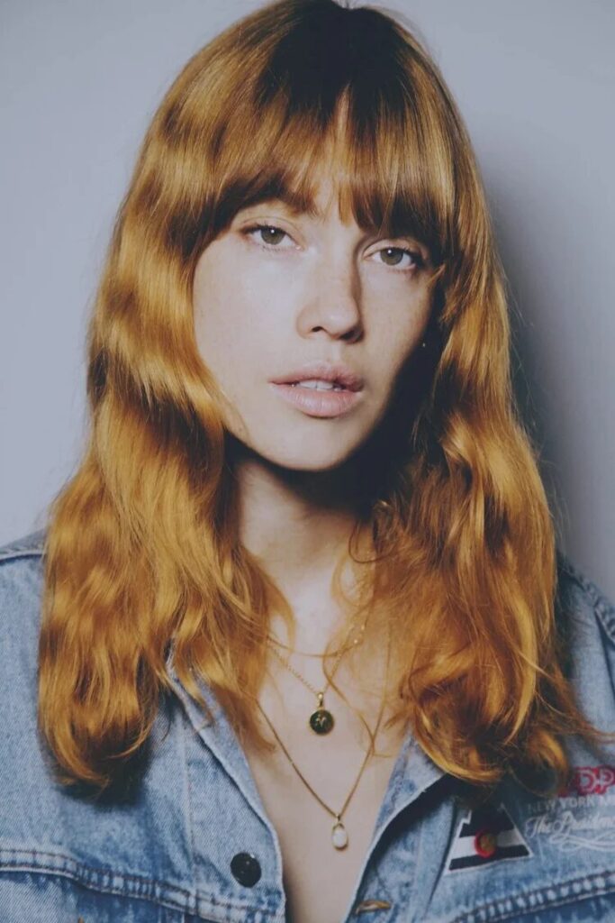 V（テテ）の歴代彼女10人目：ジュリア・ヨハンセン（2022年頃）