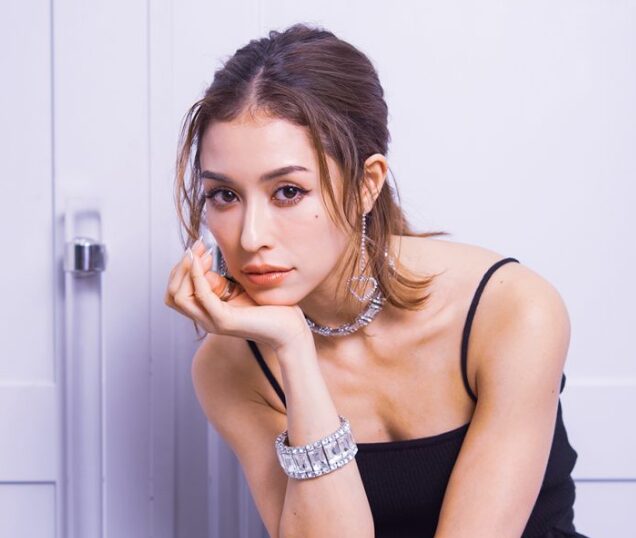 登坂広臣の歴代彼女4人目：BENI（2017年頃）
