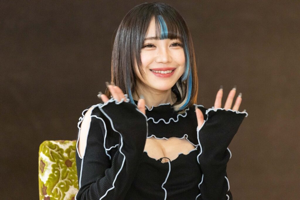 みちおの歴代彼女3人目：ちゃんもも◎ / 大桃子サンライズ（バンドじゃないもん！MAXX NAKAYOSHI）（ 2023年頃～）