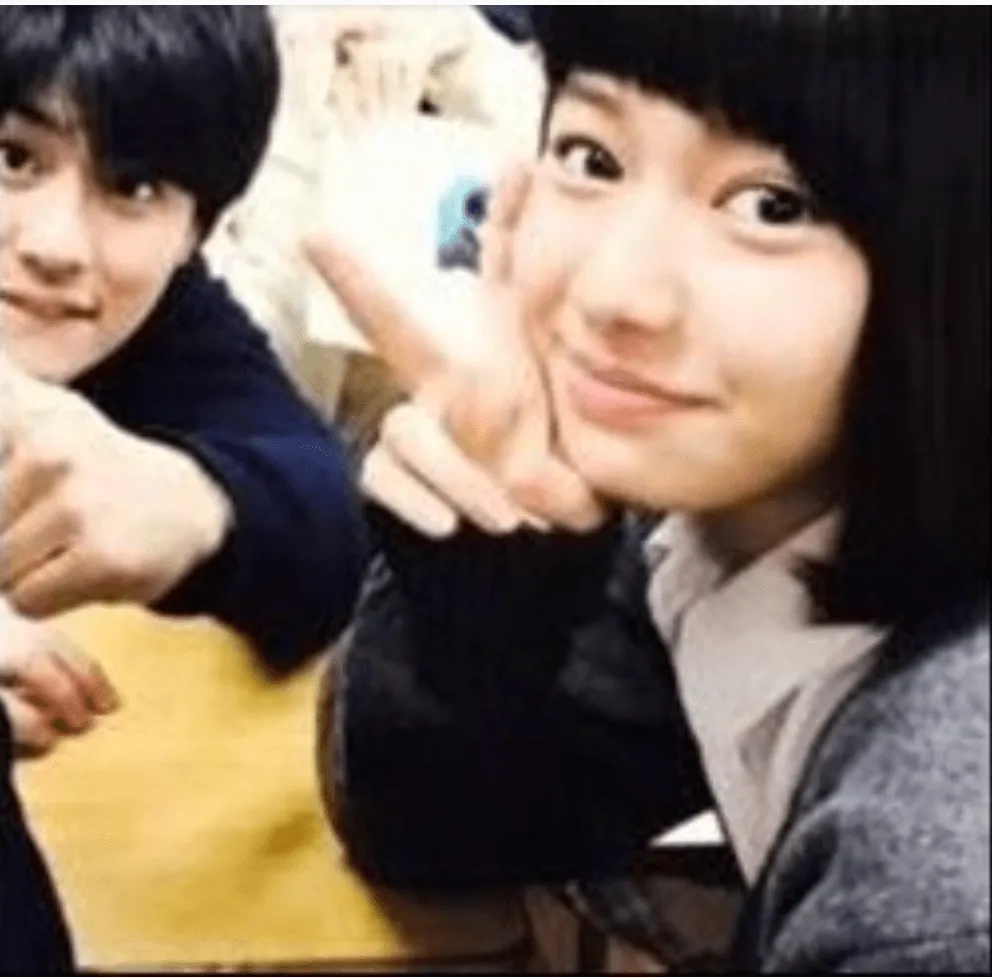 森本慎太郎の歴代彼女3人目：山本舞香（2013年頃）