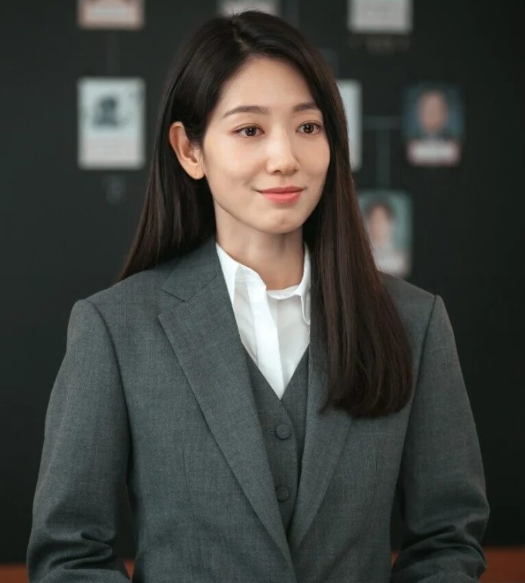 イ・ミンホの歴代彼女5人目：パク・シネ（2013年頃）