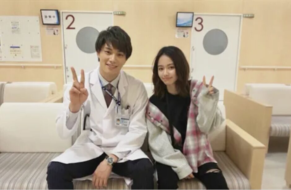 鈴木伸之の歴代彼女6人目：山本舞香（2019年頃）