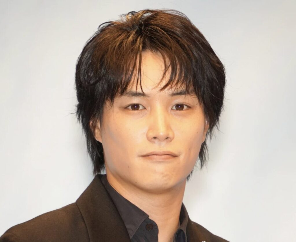 鈴木伸之のプロフィールと経歴