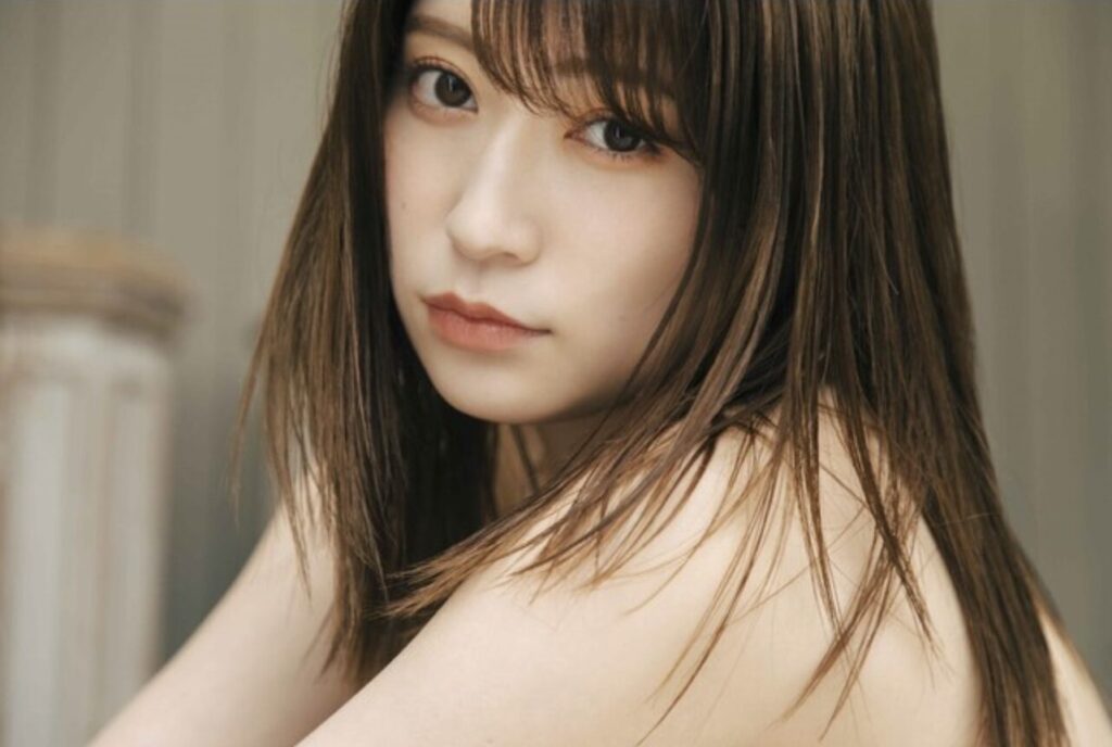 吉田朱里さん