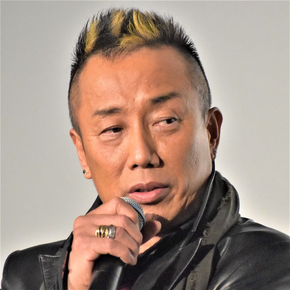 長渕剛 69歳 『良性発作性頭位変換性めまい』と診断 振り替え公演を発表(2025年11月21日掲載)