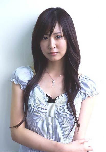  岩田さゆりの可憐なミニスカ・ワンピース姿に釘付け  | オリコンニュース（ORICON NEWS）