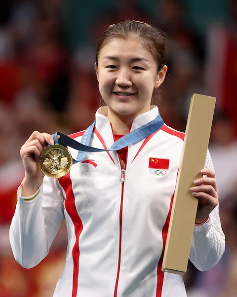 パリ2024オリンピックで陳夢が金メダルを獲得