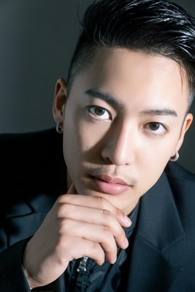 BE:FIRST【三山凌輝さん】 独占インタビュー!幼少期からの経験とアーティスト・俳優としての未来