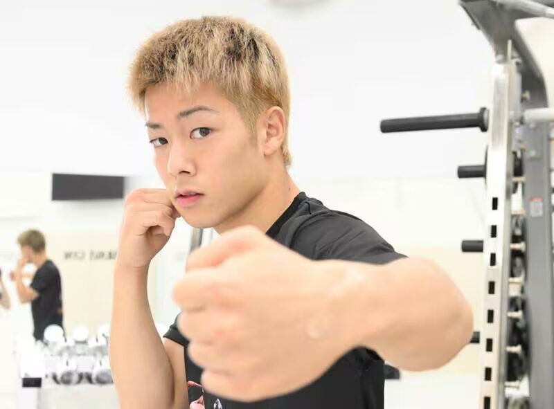 三浦孝太のプロフィールと経歴