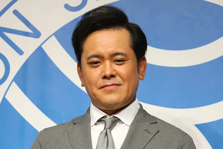 ローラの歴代彼氏2人目|有田哲平(2012年頃)