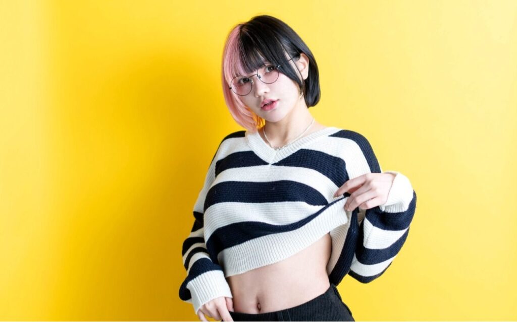 相性が良かったんです」夫でも、彼氏でもない“49歳おじさん”とセクシーな動画を撮影