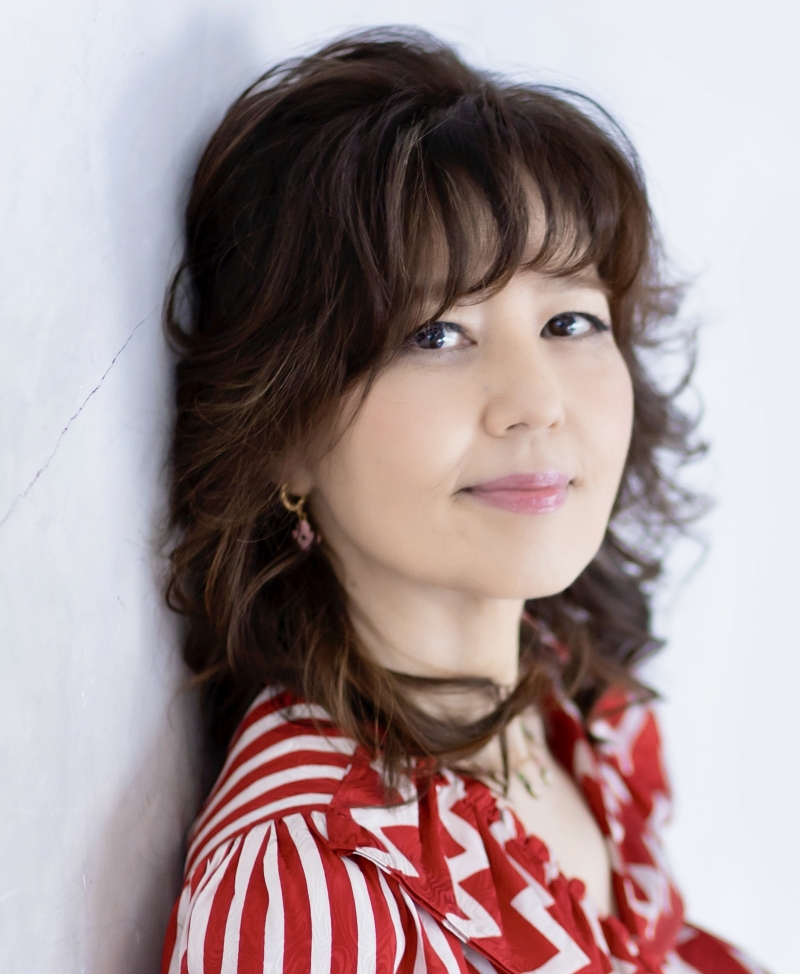 石野真子(Ishino Mako) FROM FIRST