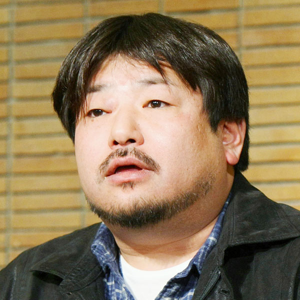
引用元：世界日報　享年54歳､ ｢破滅型｣ の私小説作家､ タクシー内で意識失うhttps://sub.worldtimes.co.jp/photonews/147628.html