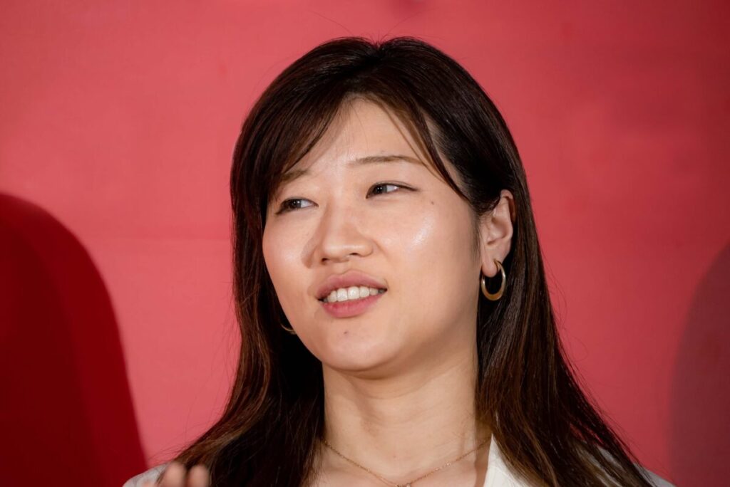 ヒコロヒー、才能に嫉妬する芸人を実名告白 「おもろくなくてもおもろい」 – Sirabee