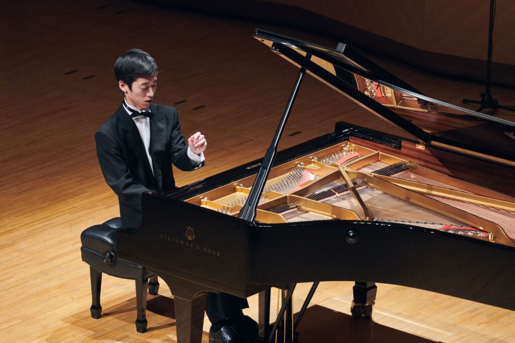 東大で学び、音楽する 角野隼斗さんインタビュー - 東大新聞オンライン