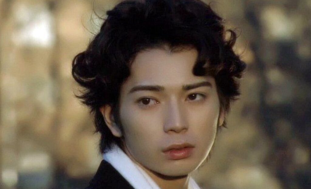 松本潤のプロフィールと経歴
