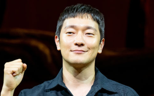 ソン・ソックのプロフィールと経歴