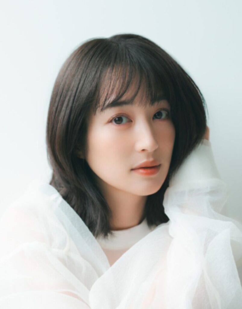 町田啓太の歴代彼女2人目：高梨臨（2014年頃）