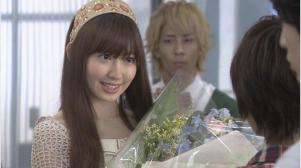 藤ヶ谷太輔の歴代彼女4人目:小嶋陽菜(2011年頃)