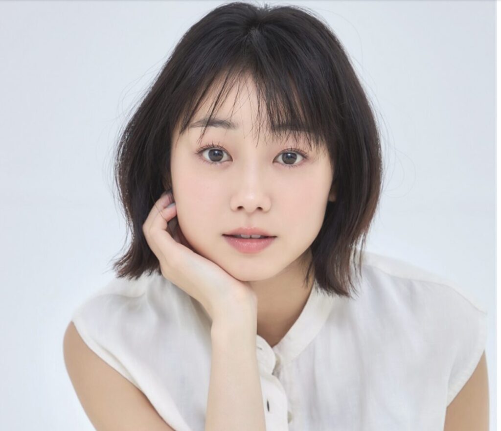 赤楚衛二の歴代彼女1人目：高田夏帆（2017年〜2018年頃）