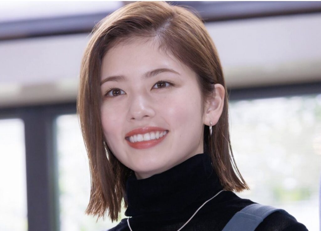 赤楚衛二の歴代彼女4人目：小芝風花（2021年頃）