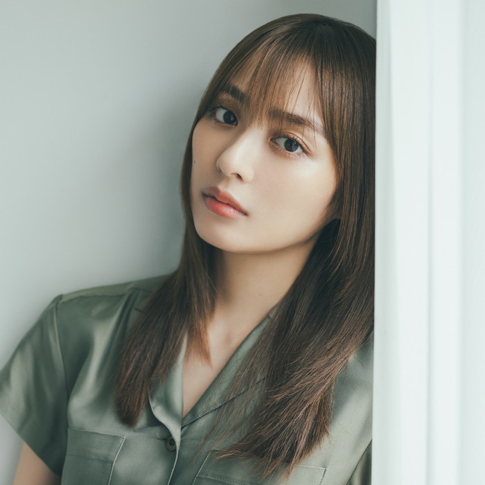 小関裕太の歴代彼女6人目：内田理央＜2020年～2021年頃＞