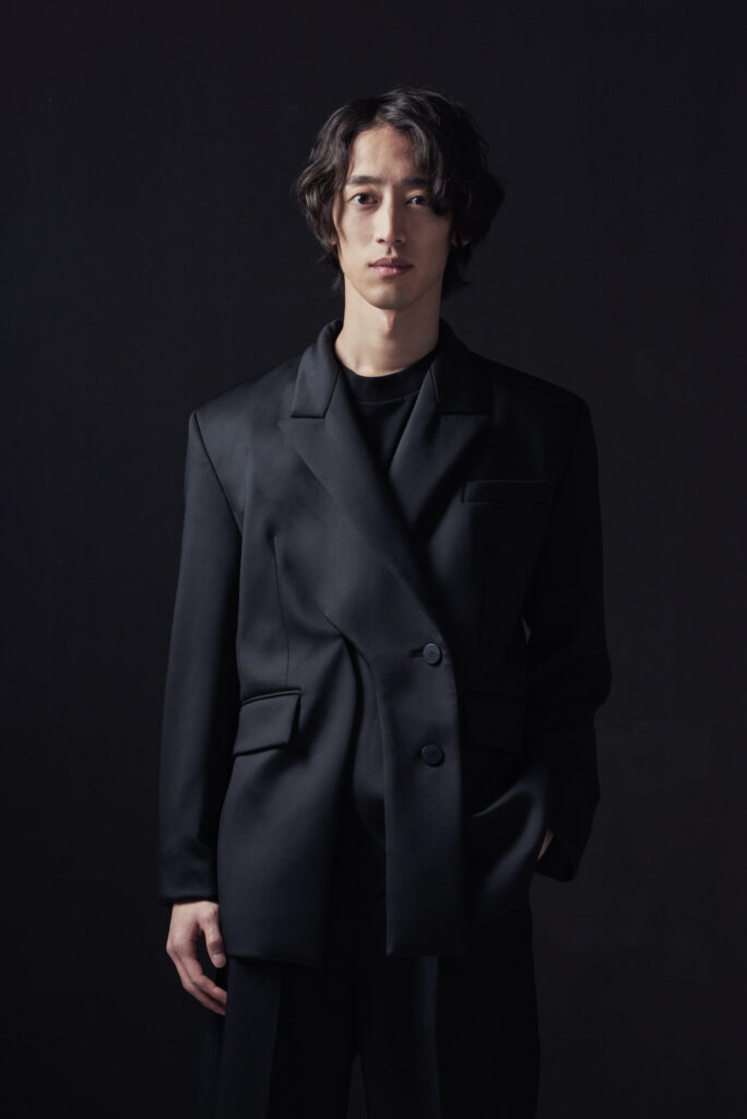 BIOGRAPHY | 角野隼斗 Hayato Sumino Official Website