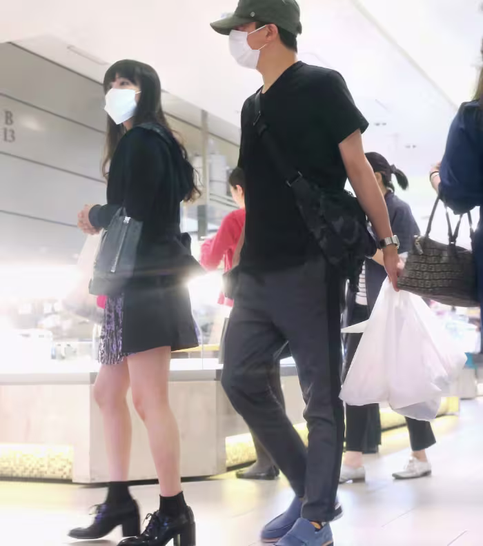 フォトギャラリー13枚目 平成熱愛史 芸人たちのモテモテショット一挙大公開！ | FRIDAYデジタル
