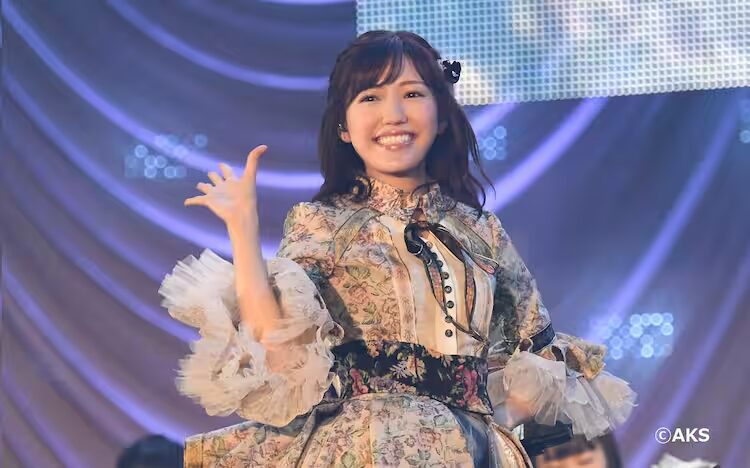 太田基裕の歴代彼女4人目：元国民的アイドルA子さん（渡辺麻友？）