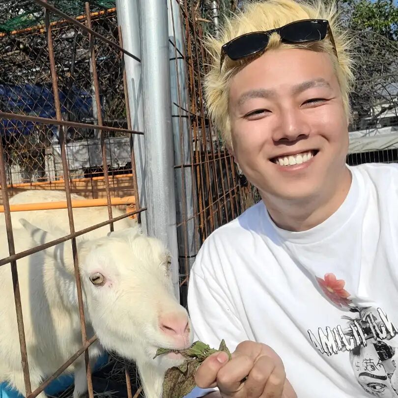 飯島レンジのプロフィールと経歴