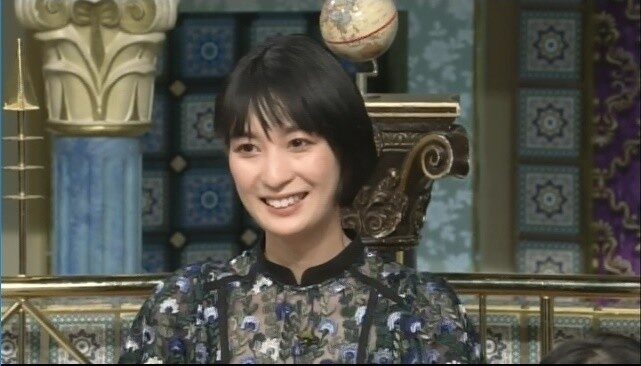 クマムシ佐藤の歴代彼女2人目：デコウトミリ（2016年〜2022年頃）