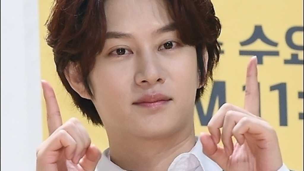 ももtwiceの歴代彼氏4人目：SUPER JUNIOR ヒチョル（2020年1月〜2021年7月）