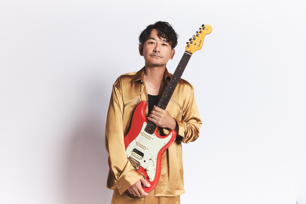 引用元：Fender News　Cover Artist | 新藤晴一（ポルノグラフィティ） -前編-https://fendernews.jp/cover-2025-haruichishindo/