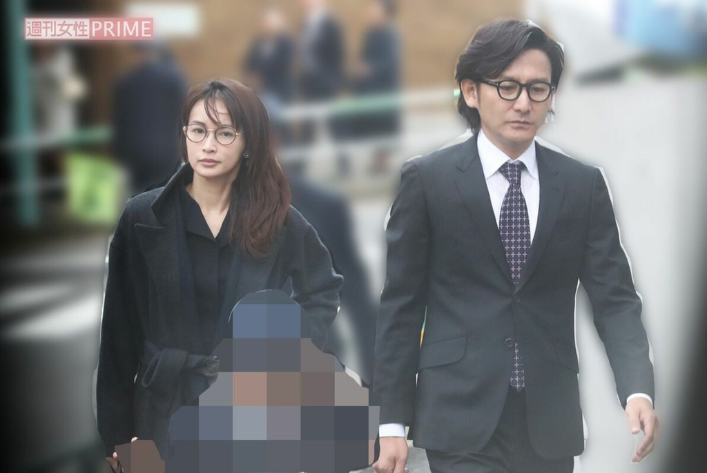引用元：週刊女性PRIME　長谷川京子が離婚、実母が13年前に不安視した「新藤晴一の浮気」https://www.jprime.jp/articles/photo/22331
