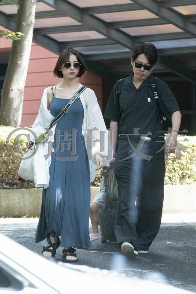 写真](4ページ目)「八ヶ岳の高級ホテルで…」“交際宣言”篠田麻里子(38)が新恋人IT社長(44)と