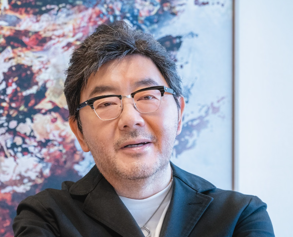 宮脇咲良の歴代彼氏2人目：秋元康（2015年頃）