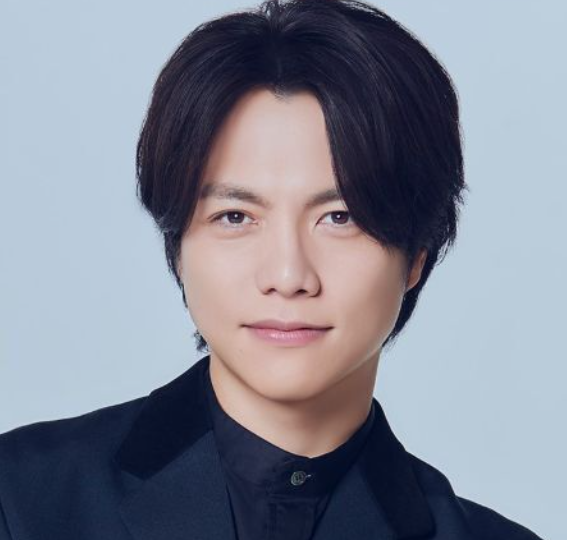 引用元：STARTO ENTERTAINMENT　重岡大毅　プロフィールhttps://starto.jp/s/p/artist/103?ima=5017
